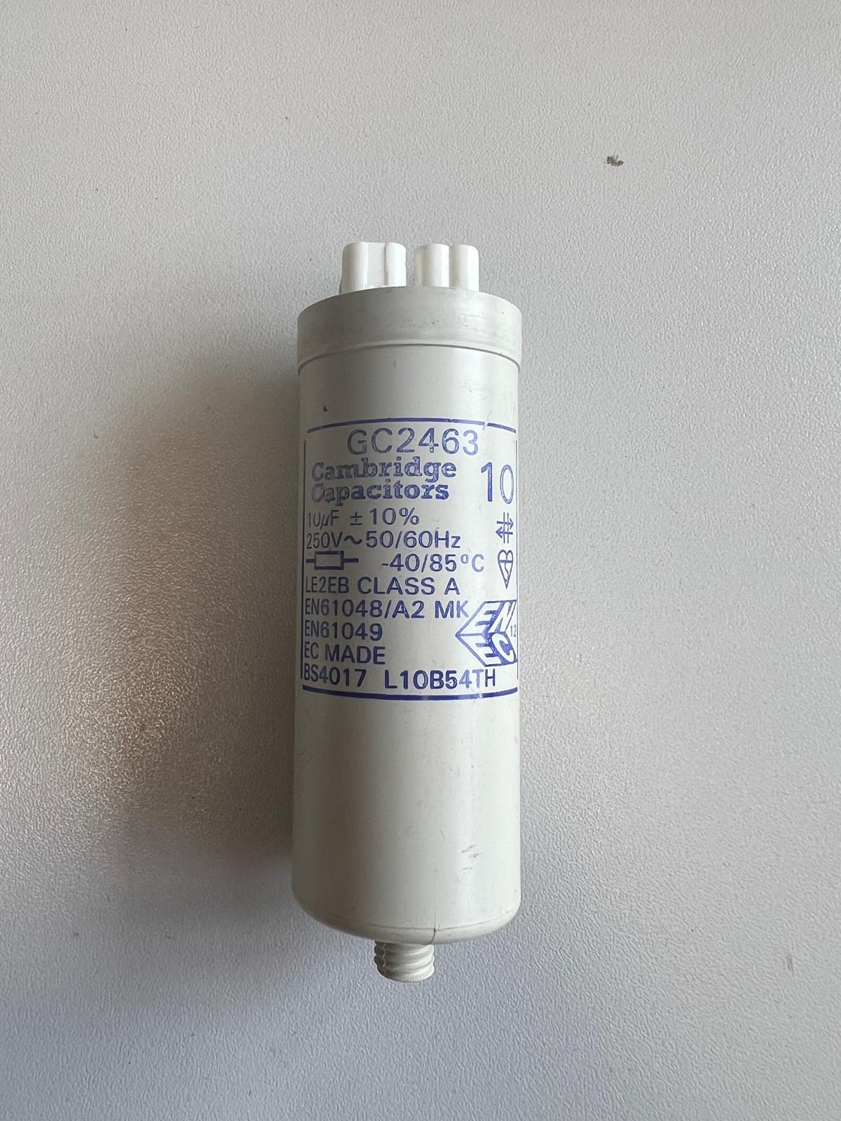 Cambridge Capacitor 250V 10UF - Surplus Stock (Loc.A6)