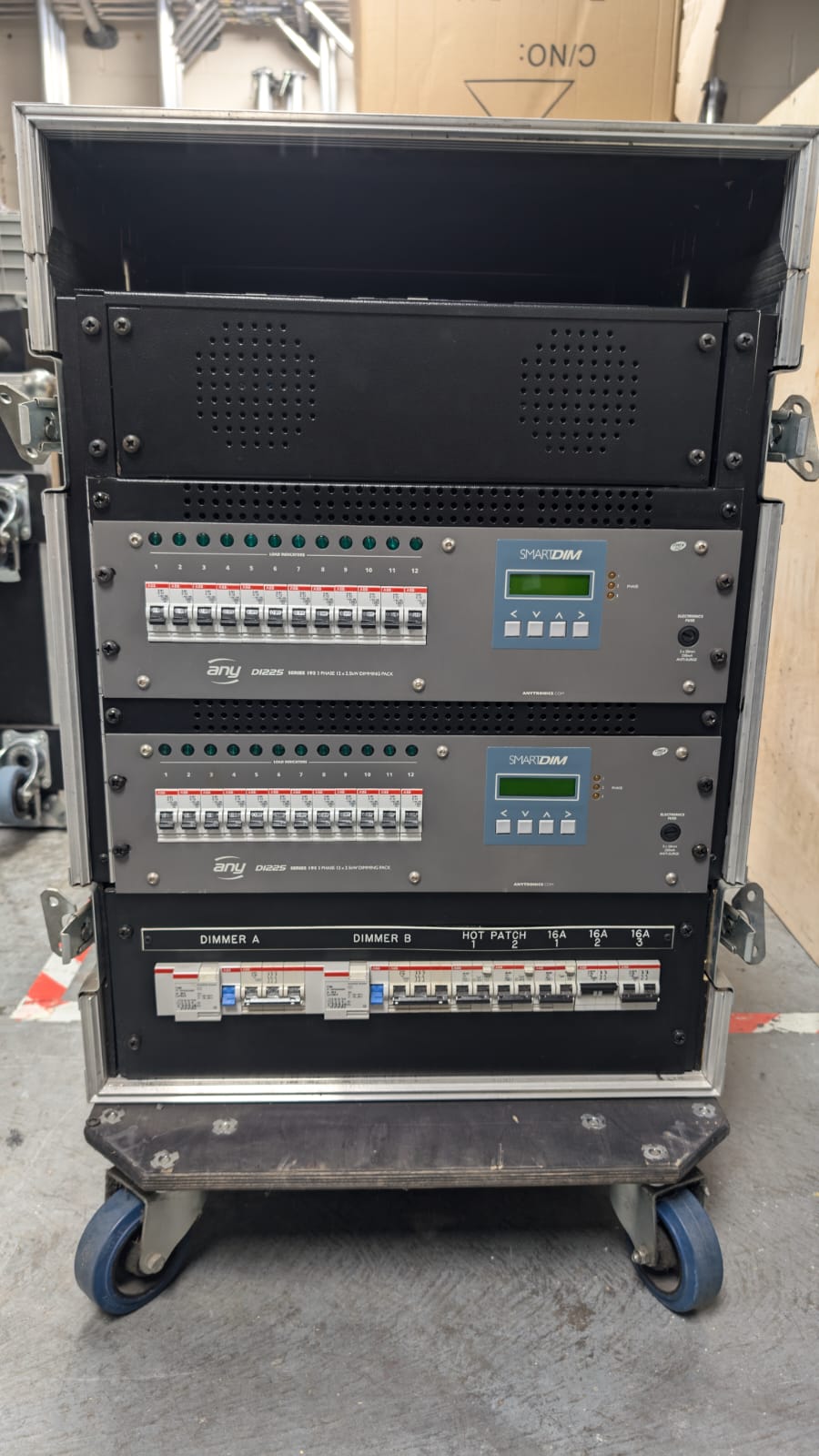 Anytronics / Andolite 24-way Dimmer Rack - Ex-demo