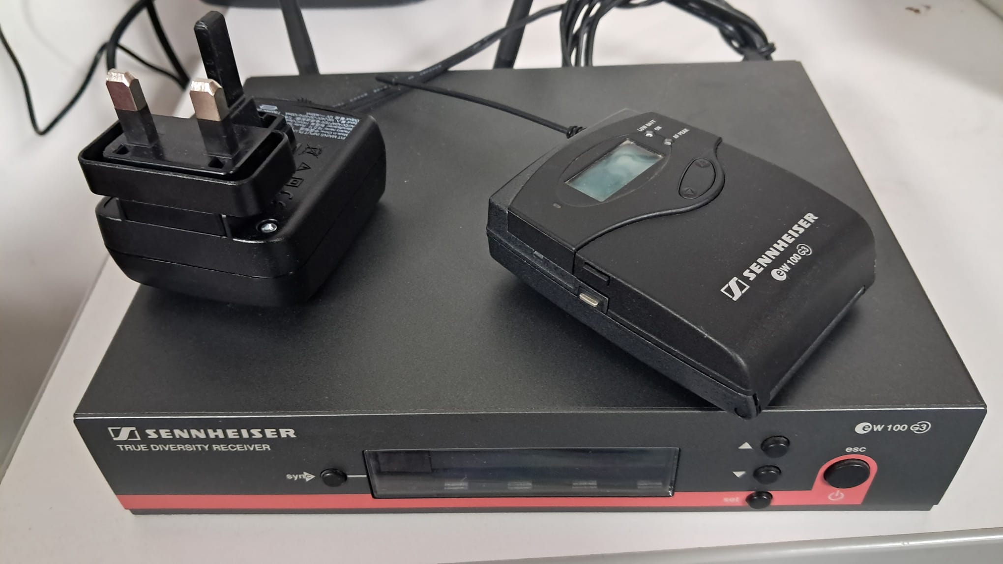 Sennheiser EW100 G3 606-648MHz  with Beltpack  (Ex-install)