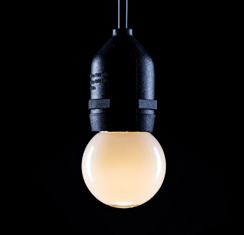 1.5W LED Polycarbonate Golf Ball Lamps BC 3,000K